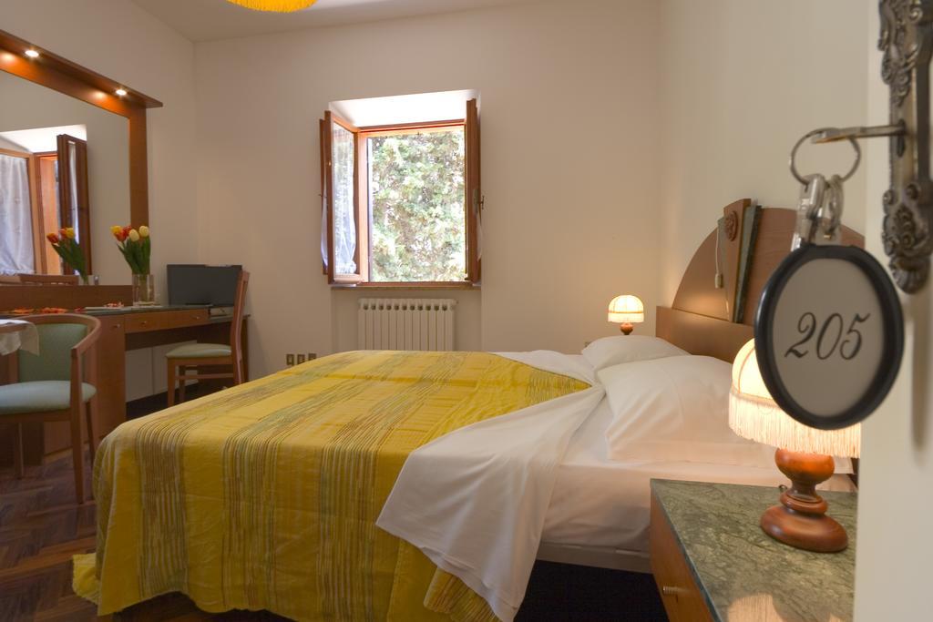 Affittacamere Villa Gigli Sirolo Ngoại thất bức ảnh